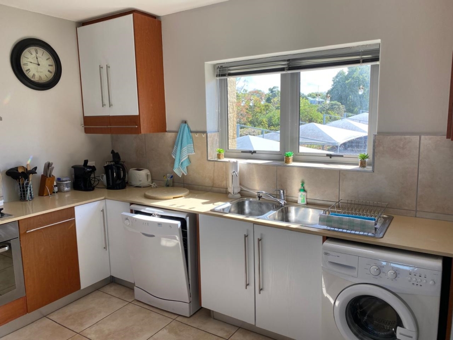 3 Bedroom Property for Sale in Thulana Hill Western Cape